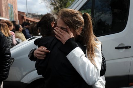 YGS’den çıkan üniversite adayları alkışlarla karşılandı