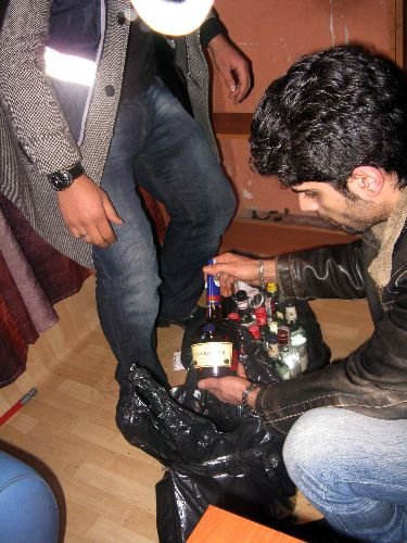 Yılbaşı Öncesi Dehlizli Depolara Sahte İçki Baskını
