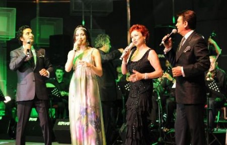 Yıldırım Gürses, Usta Sanatçıların Katıldığı Konserle Anıldı