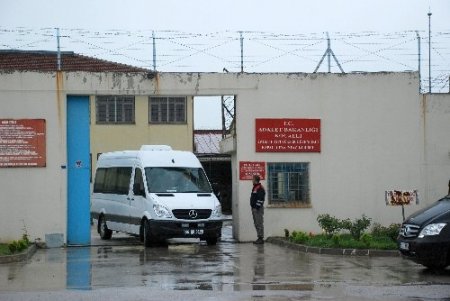 Yıldırım: Kandıra Cezaevi'nde kötü muamele, işkence yok