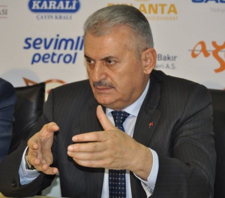 Yıldırım: Kapasitesinin Üzerinde Çalışan Havaalanlarında Gecikme Kaçınılmaz