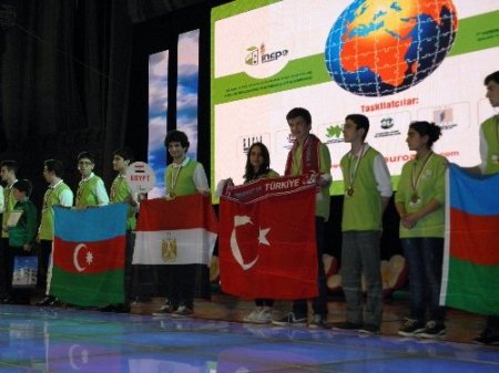 Yıldırım Koleji öğrencileri İNEPO'dan altın madalya ile döndü