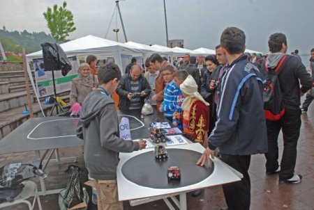 Yıldırım Koleji Öğrencilerin 84 Projesi Sergilendi