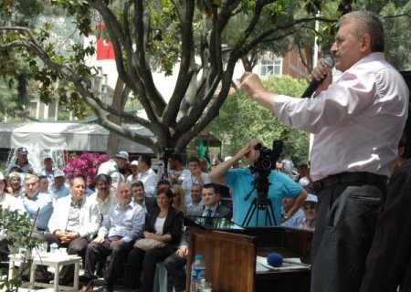 Yıldırım: Projelerimizde İzmirliye İş Ve Aş Var