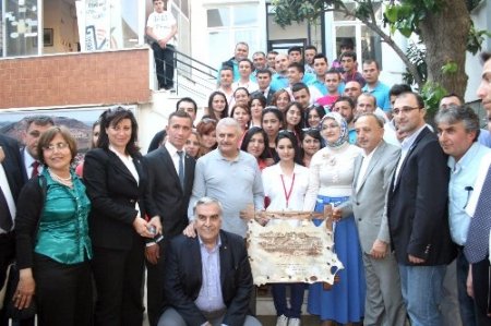 Yıldırım: Tek devlet, tek millet, tek bayrak ve tek vatandan başka pazarlık yok