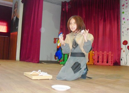 Yıldırımhan Koleji, Tarsus'un en güzel masal anlatan öğrencisini seçti