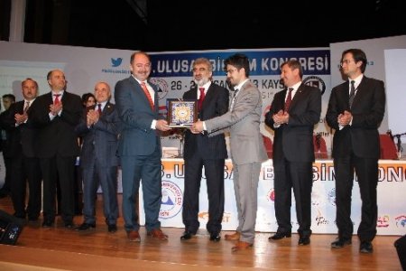 Yıldız: Bilişim sektörünü iyi yönetiyor olmalıyız