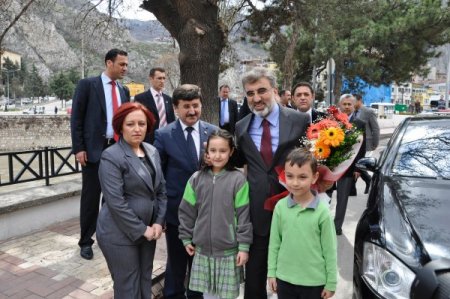 Yıldız: Elektrik Zammı, Ortadoğu'daki İstikrarsızlık Ve Dövizdeki Artışa Bağlı