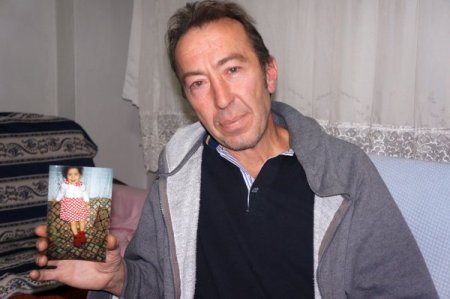 Yıllardır görmediği kızını internette buldu