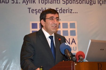 Yılmaz: Büyümenin karşılığı var, cep ve internet aboneleri milyonları buldu