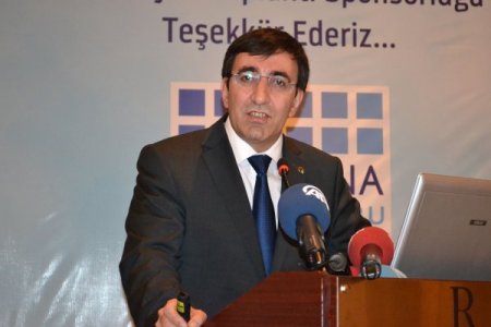 Yılmaz: Büyümenin karşılığı var, cep ve internet aboneleri milyonları buldu