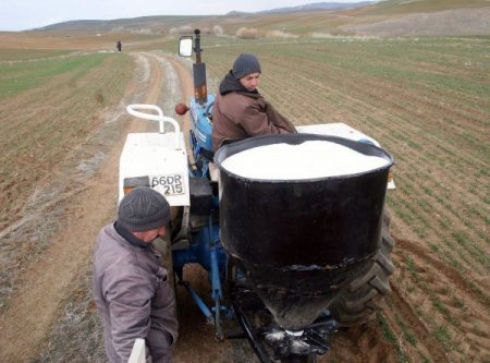 Yılmaz: Çifçimiz, geçen yıl sattıkları ürün desteğinin ödenmesini bekliyor