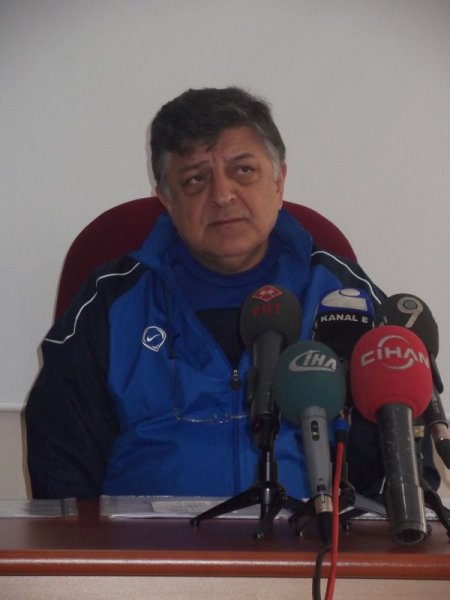 Yılmaz Vural: Rakip seçme lüksümüz yok