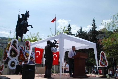 Yılmazlar: Bu ülkeyi bölmeye kimsenin gücü yetmez