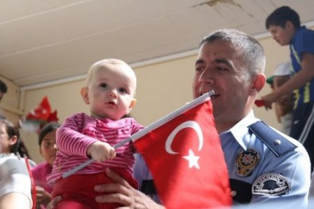 Yılsonu şenliğinde palyaço sürprizi