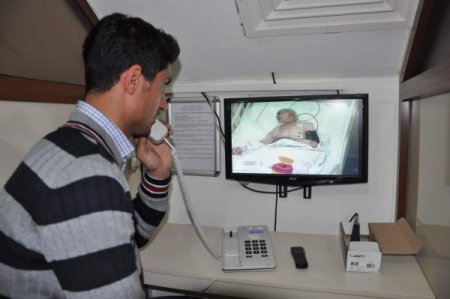Yoğun bakımdaki hastalara video konferansla ziyaret dönemi başladı