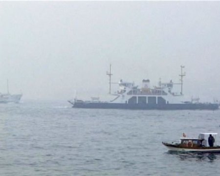 Yoğun Sis Boğazda Ulaşımı Etkiliyor