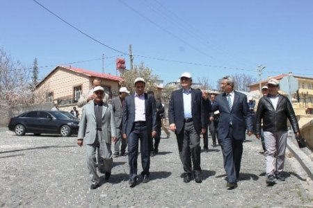 YÖK Başkanı Çetinsaya, Elazığ'ın tarihi mekanlarını gezdi
