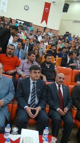 YÖK Başkanı Çetinsaya öğrencilere ders verdi