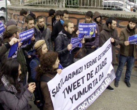 Yök Başkanı'nın Öğrencilerle Buluşmasına Protesto