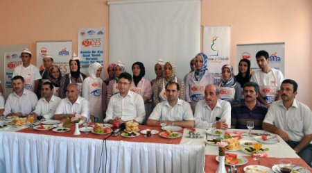 Yoksulları Doyurmak İçin Aşçılık Öğrendiler