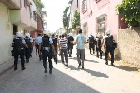 Yol verme kavgası kanlı bitti: 1 ölü, 3 yaralı