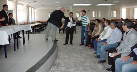Yol Yapım İşçileri Kurayla Belirlendi