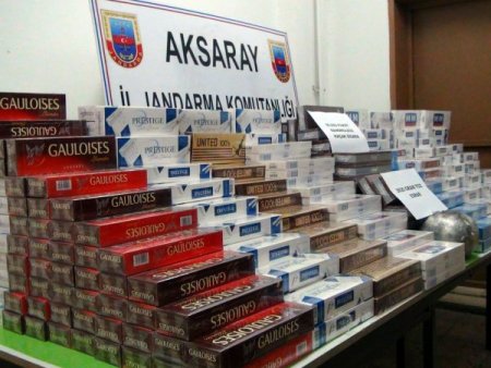 Yolcu otobüslerinde kaçak sigara ve esrar ele geçirildi