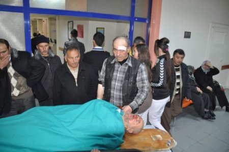 Yolcu otobüsü devrildi: 16 yaralı