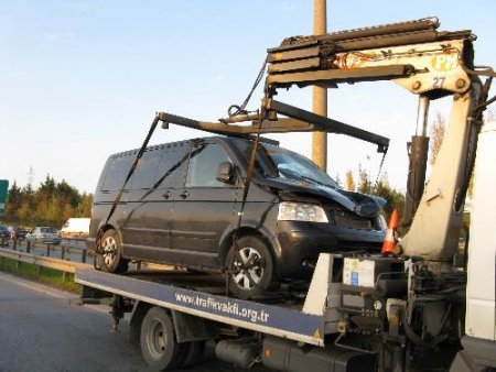 Yolun Karşısına Geçmek İsterken Canından Oldu
