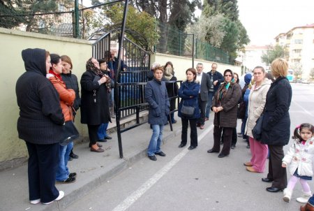 Yolun karşısına geçmeye çalışan öğrenci, kaza kurbanı oldu