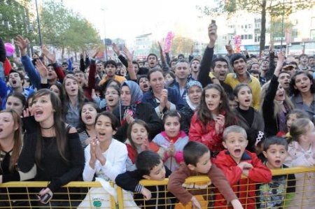 Yonca Lodi, Çorluluları Coşturdu