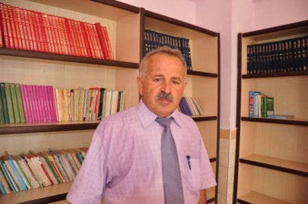 Yöneticiler dar odalara geçince okula 6 derslik kazandırıldı