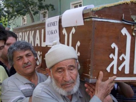 Yönetmen Mesut Uçakan'ın Acı Günü