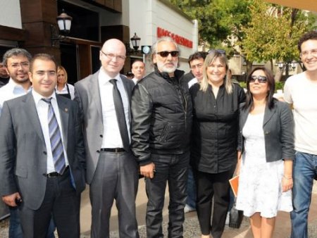 Yönetmen Sinan Çetin 'altın Üzüm'ü Tanıttı