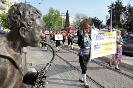 Yörex, Halk Oyunları Korteji Gerçekleştirildi