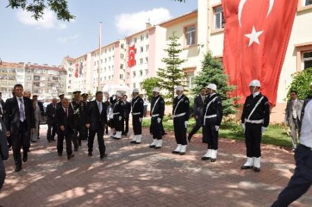 Yozgat Belediyesi, Cumhurbaşkanı Gül'e Fahri Hemşehrilik Beratı Verdi