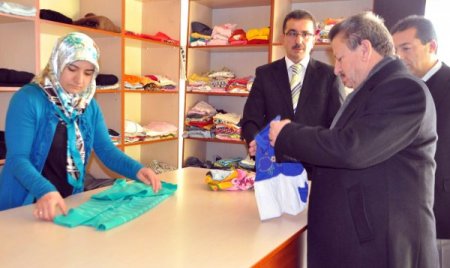 Yozgat Belediyesi Sosyal Market, 8 yılda 50 bin aileyi giydirdi