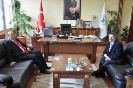 Yozgat Valisi Amir Çiçek'ten Kurum Ve Kuruluşlara Veda Ziyareti