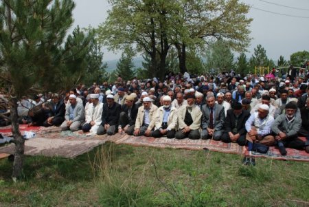 Yozgat'ın Bir Yanı Sel Suları Altında, Bir Yanında Çifçiler Yağmur Duasına Çıktı