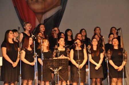 Yozgatlılar, öğretmenler korosunun türküleriyle coştu