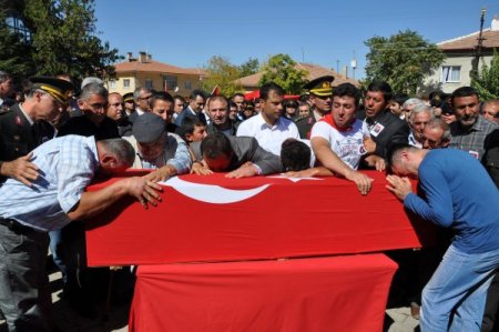 Yozgatlılar şehitlerini dualarla son yolculuğuna uğurladı