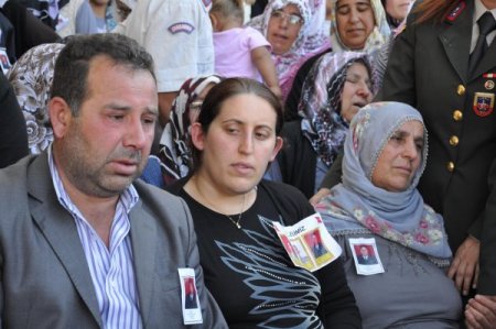 Yozgatlılar şehitlerini dualarla son yolculuğuna uğurladı