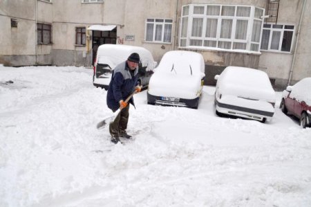 Yozgat'ta 147 Köy Yolunu Ulaşıma Kapandı