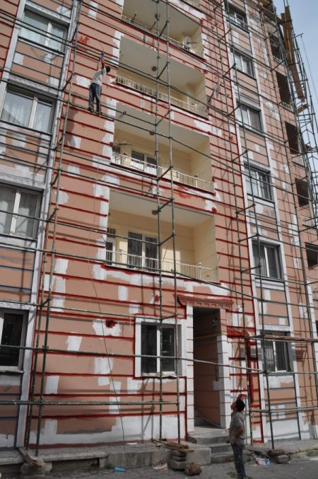 Yozgat’ta binalara dış cephe ısı yalıtımı yapılıyor