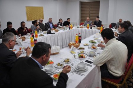 Yozgat’ta gazeteciler akşam yemeğinde bir araya geldi