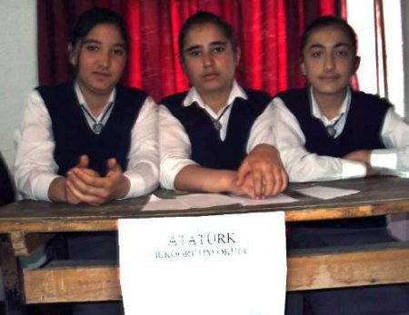 Yozgat'ta İlköğretim Okulları Arası Bilgi Yarışması Düzenlendi