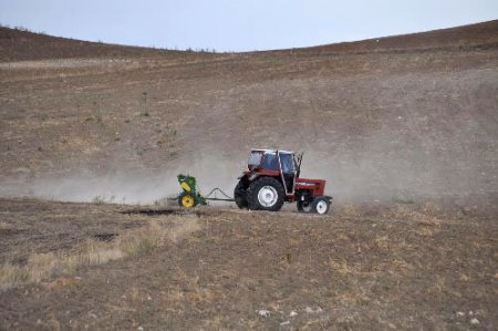 Yozgat'ta Kar Yağışı Çiftçinin Yüzünü Güldürdü