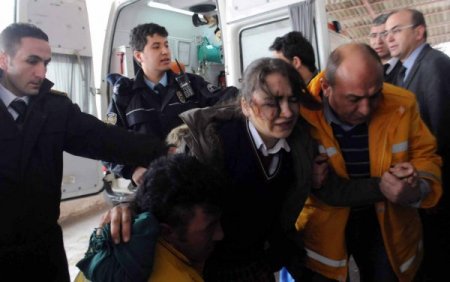 Yozgat’ta öğrenci servisi devrildi 27 kişi yaralandı