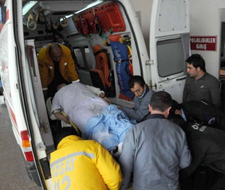 Yozgat’ta öğrenci servisi devrildi 27 kişi yaralandı